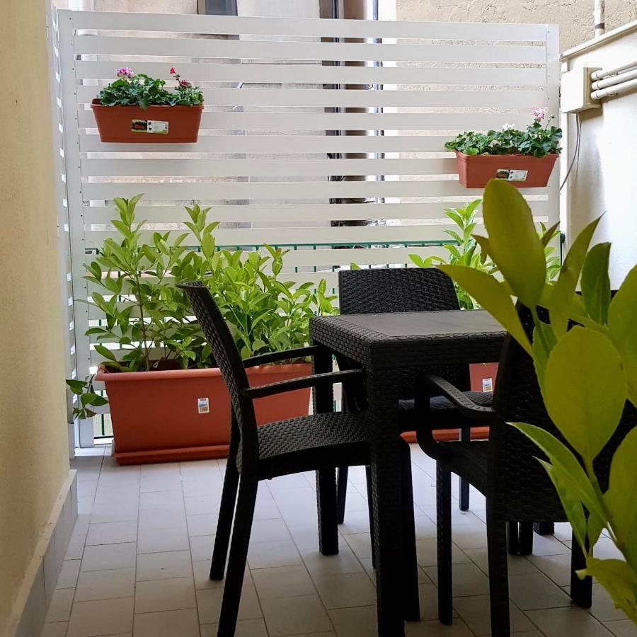 Residence D'azeglio Palermo Esterno foto